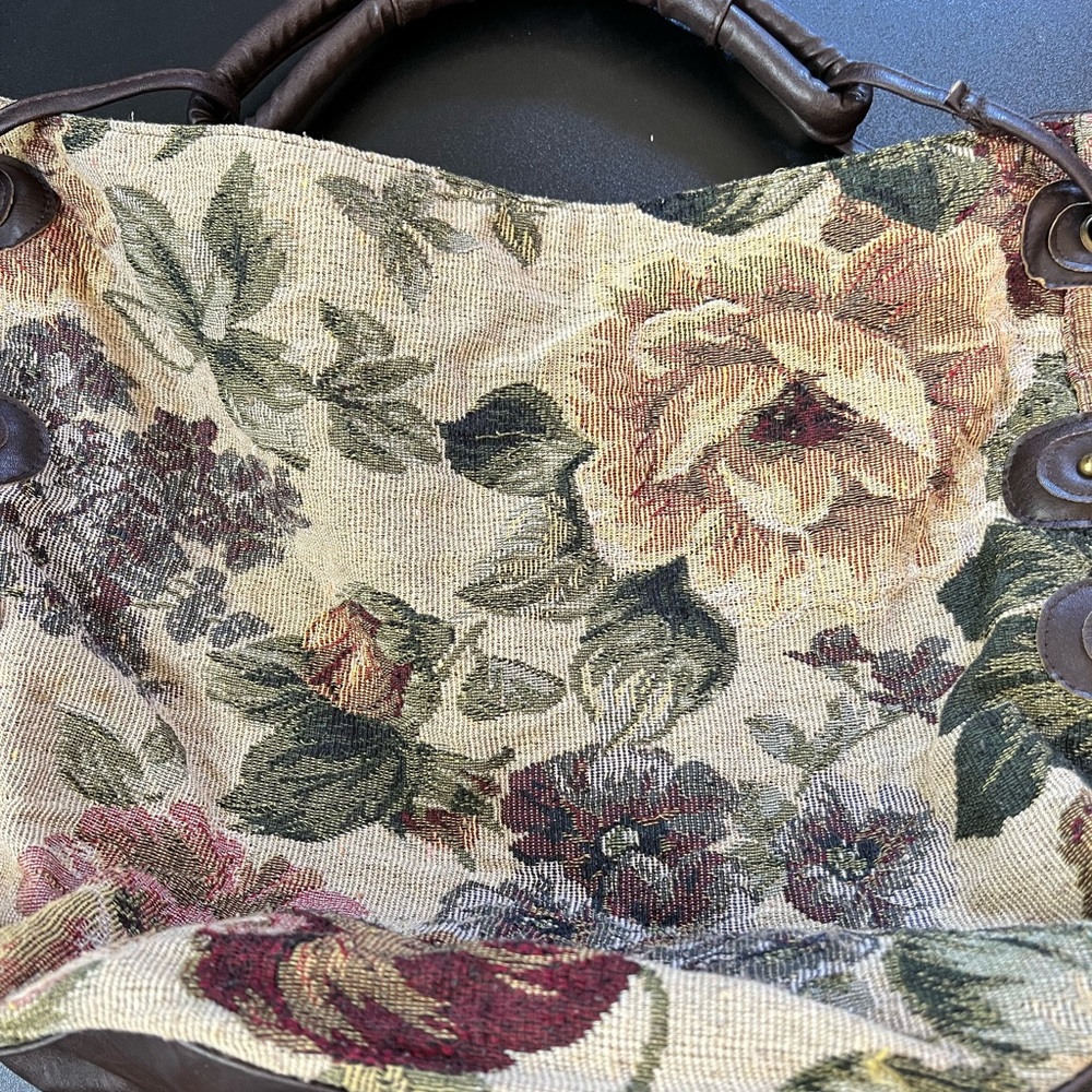 Women’s Purse by Icing